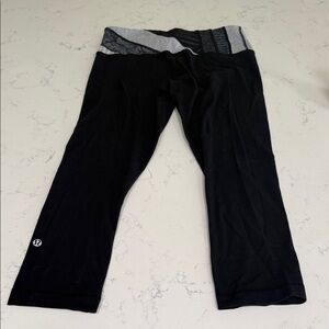 Lululemon Black and Gray Leggings 20” - 6